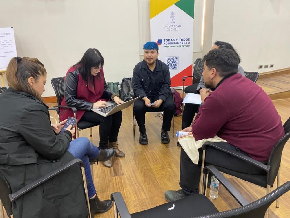 Los equipos de trabajo dialogaron en grupo sobre la incorporación del Modelo MIES en las labores cotidianas.