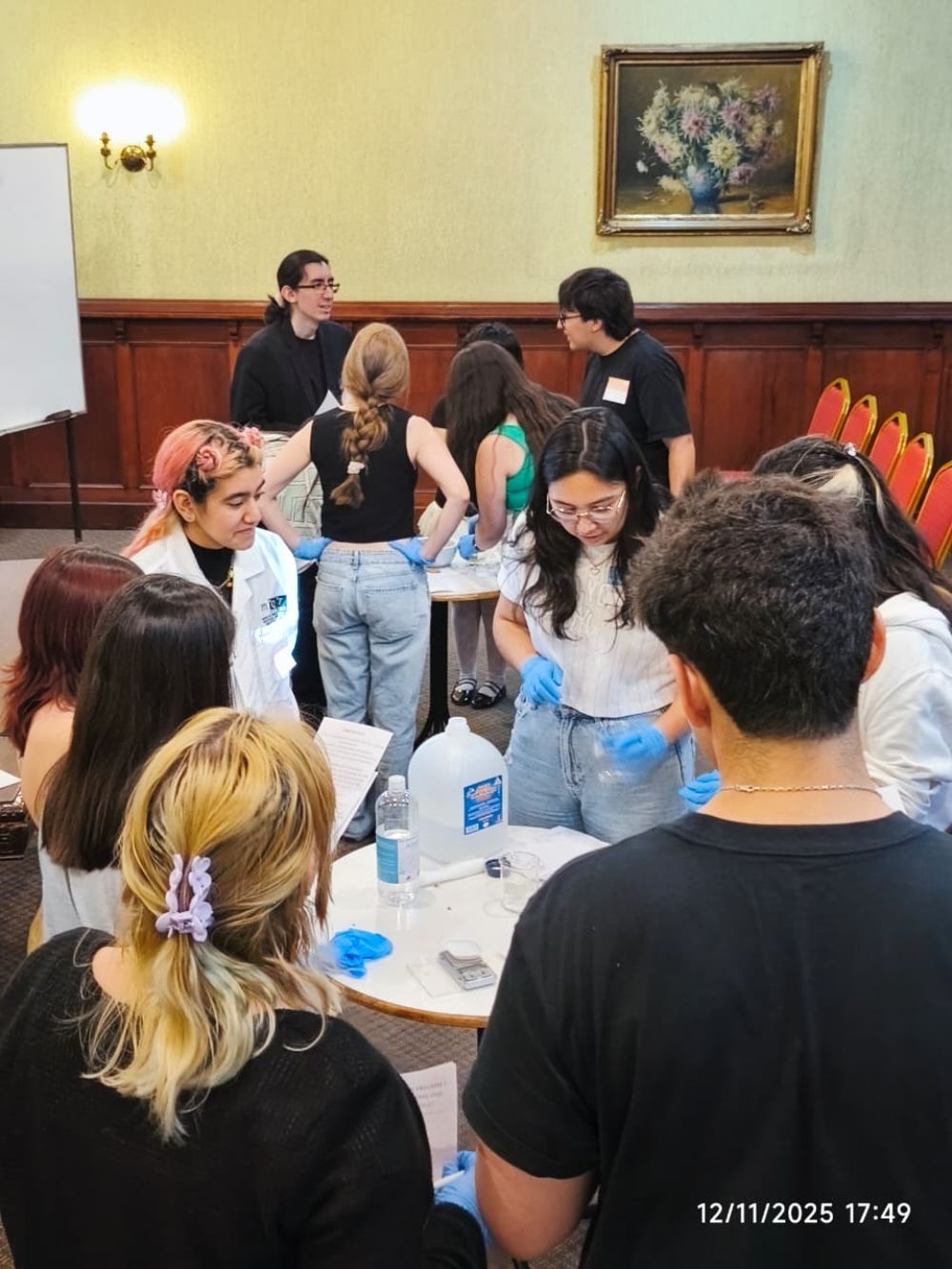 Entre las actividades que promueve el CFG están: visitas mediadas a museos, sitios de memoria y espacios universitarios; asistencia a obras de teatro, cine, danza o circo; y participación en talleres temáticos.