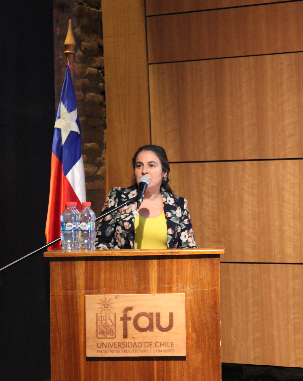 Ann Fleet, Jefa de Gestión y Proyectos