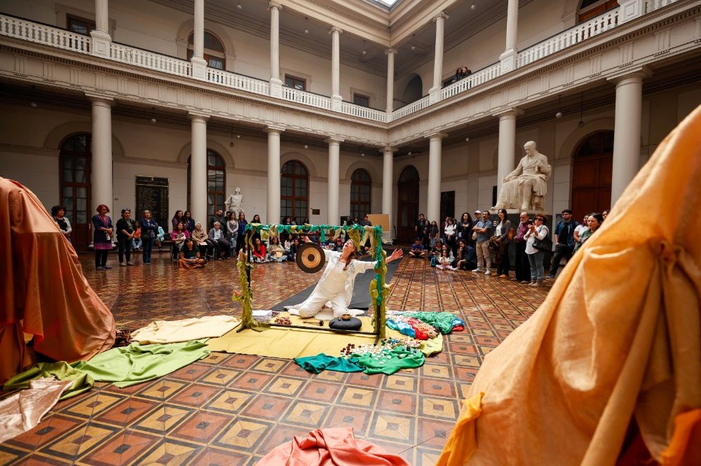 “Nacimiento de una Pitonisa” interpretada por la actriz Catherina Ratinoff.