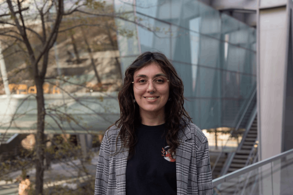 Ivana Bachmann es ingeniera Civil en Computación, Magíster en Ciencias, Mención Computación y Ph.D en Computación de la Universidad de Chile. Desde 2023 es Profesora Asistente del Departamento de Ciencias de la Computación de la Universidad de Chile. 