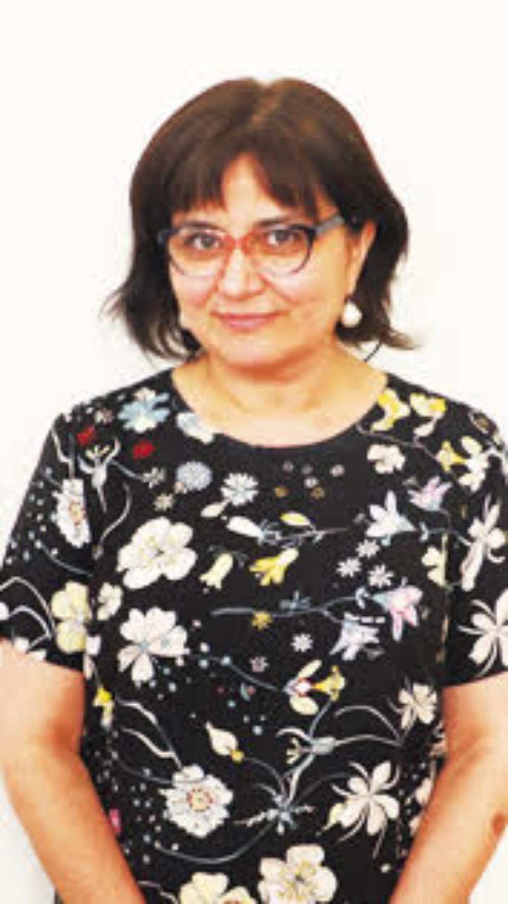 Senadora Universitaria María Elena Muñoz Méndez, académica de la Facultad deArtes.