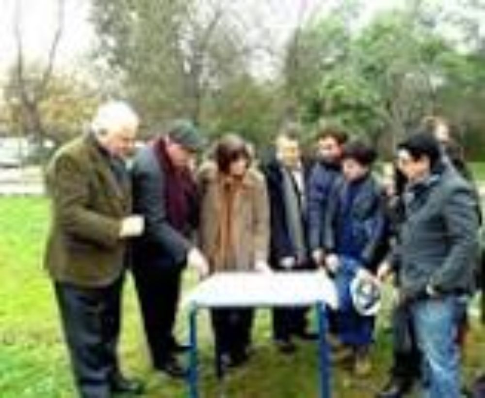 Vicerrectora de Asuntos Académicos la Profesora Rosa Devés Alessandri, en la ceremonia de la Primera Piedra