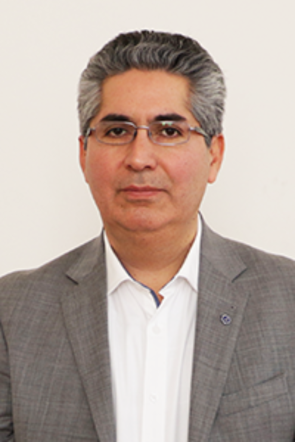 Senador Universitario Ricardo Camargo.