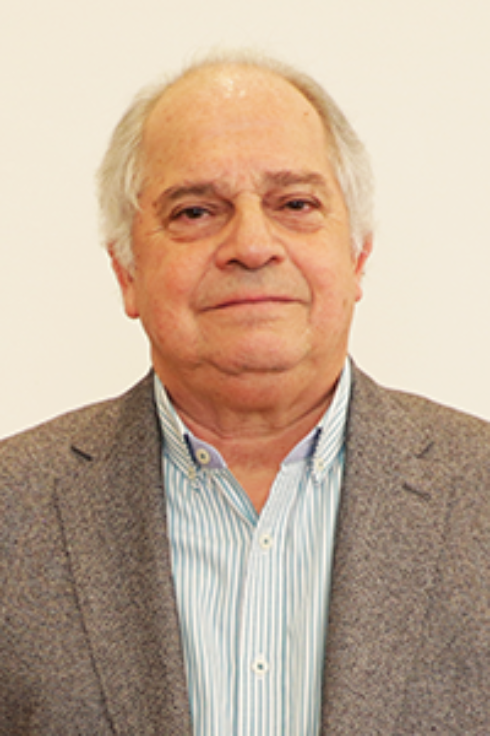 Senador Universitario Fernando Valenzuela.