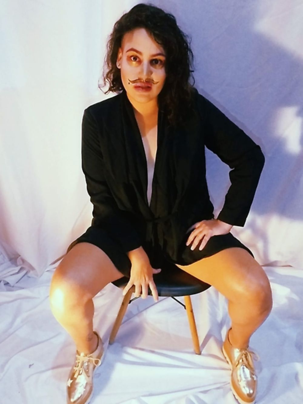 Fotografías de MarceShine, Drag King de las disidencias sexuales.