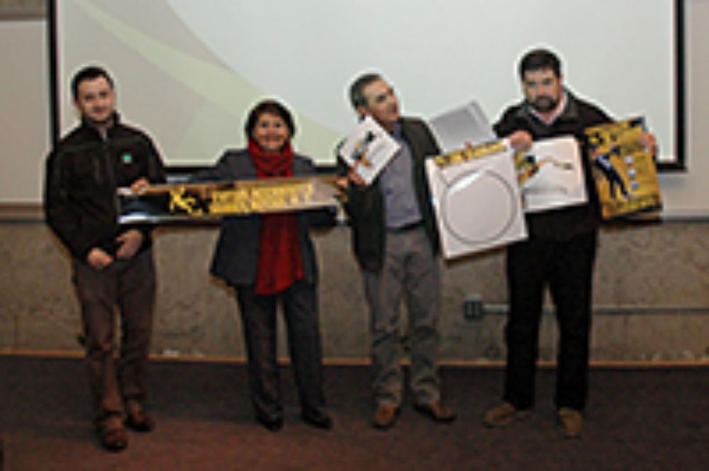 La Dirección de Recursos Humanos de la U. de Chile junto a la ACHS presentaron la "Campaña anti caídas"