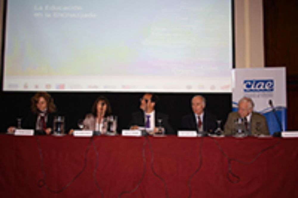 El Congreso Interdisciplinario de Investigación en Educación CIIE 2014, se realizará en el Hotel Crowne Plaza