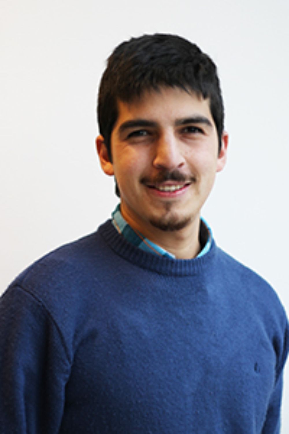 El Senador Universitario Matías Flores es estudiante de la Facultad de Ciencias Sociales.