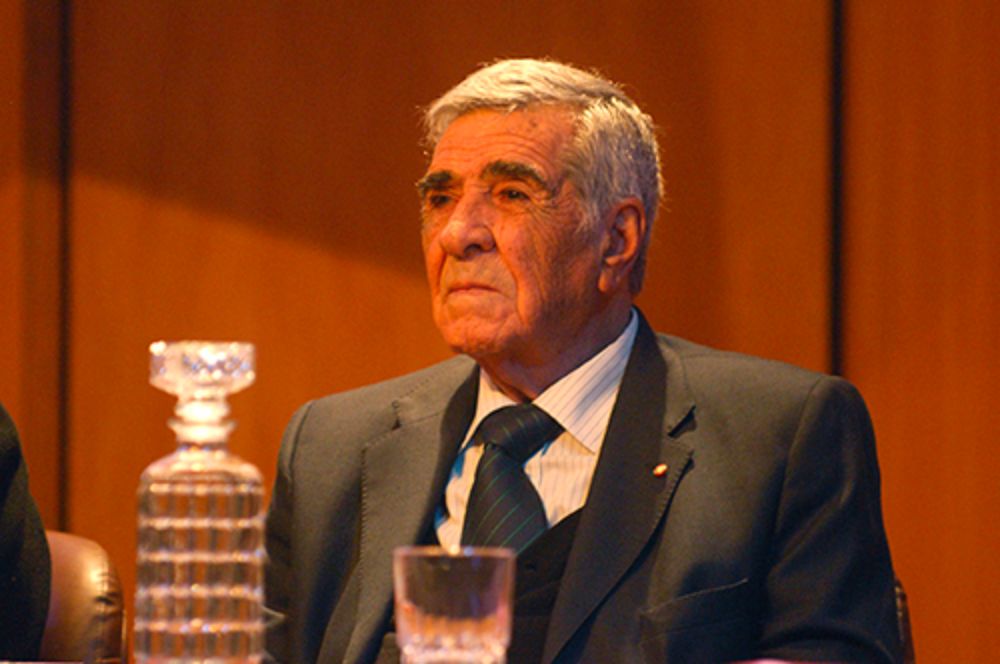 Profesor Humberto Giannini, Premio Nacional de Humanidades y Ciencias Sociales 1999.