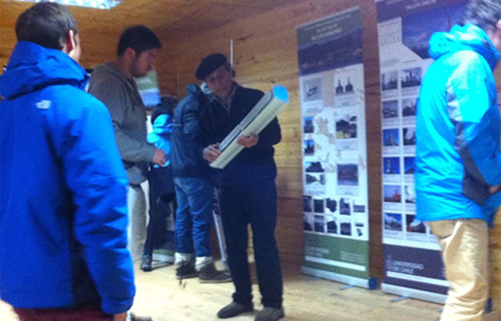 El reconocimiento "Ensamble" fue recibido por la delegación de la FAU en la localidad de Aldachildo, Chiloé.