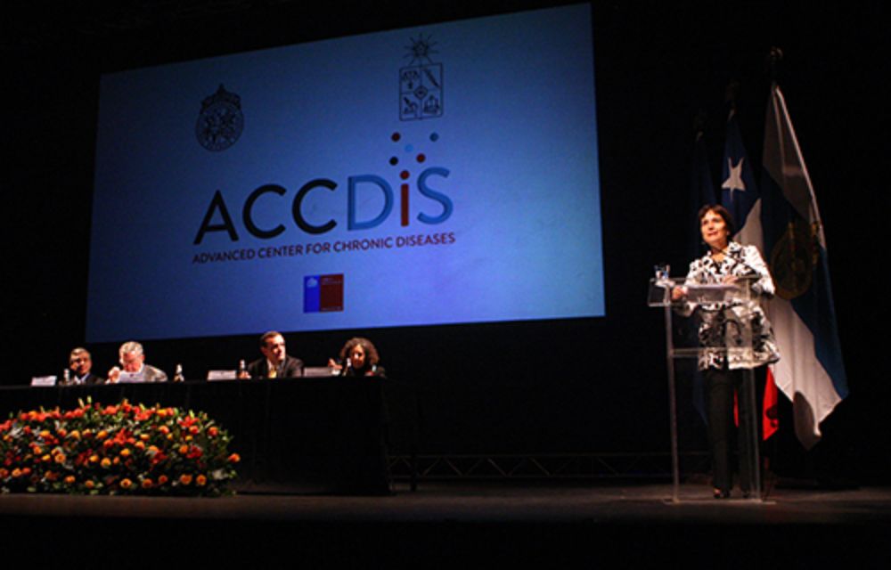 Ministra de Salud, Carmen Castillo.