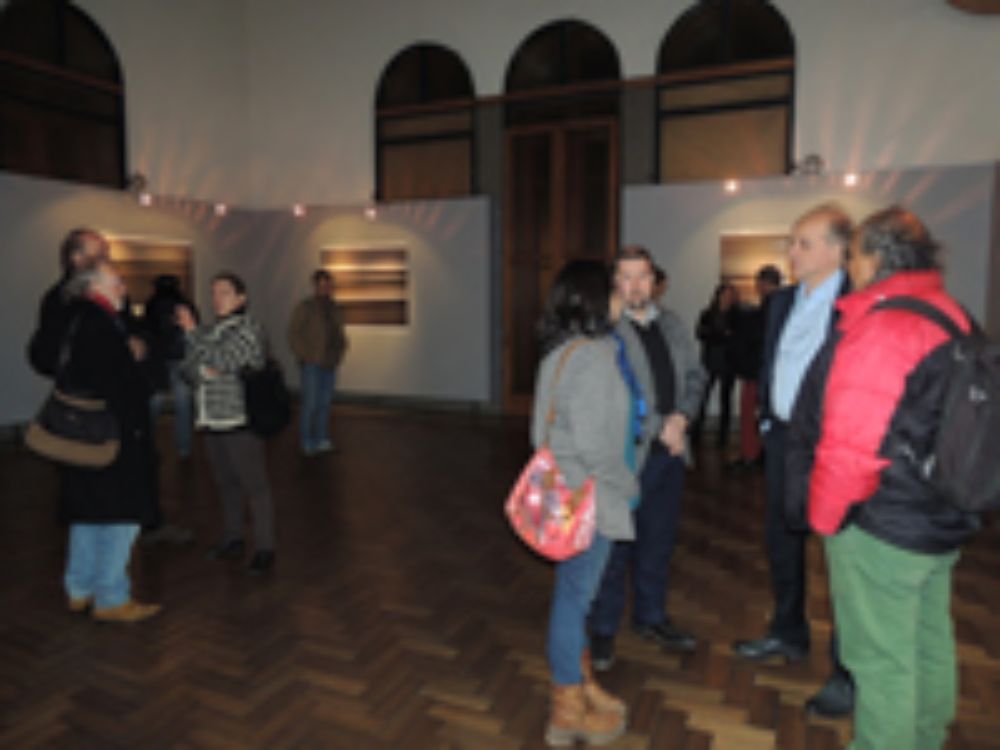 "LANDSCAPES" es un proyecto que surge de la idea de tomar fotografías del paisaje observado a través de la ventana de un bus.