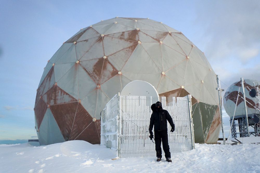 Equipo de medición sísmica del Centro Sismológico Nacional de la U. de Chile