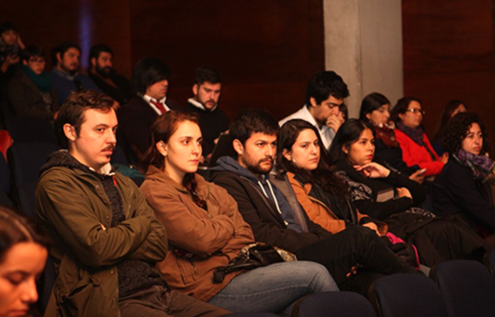 Los cursos están dirigidos a todo público, sin límite geográfico ni prerrequisitos académicos.