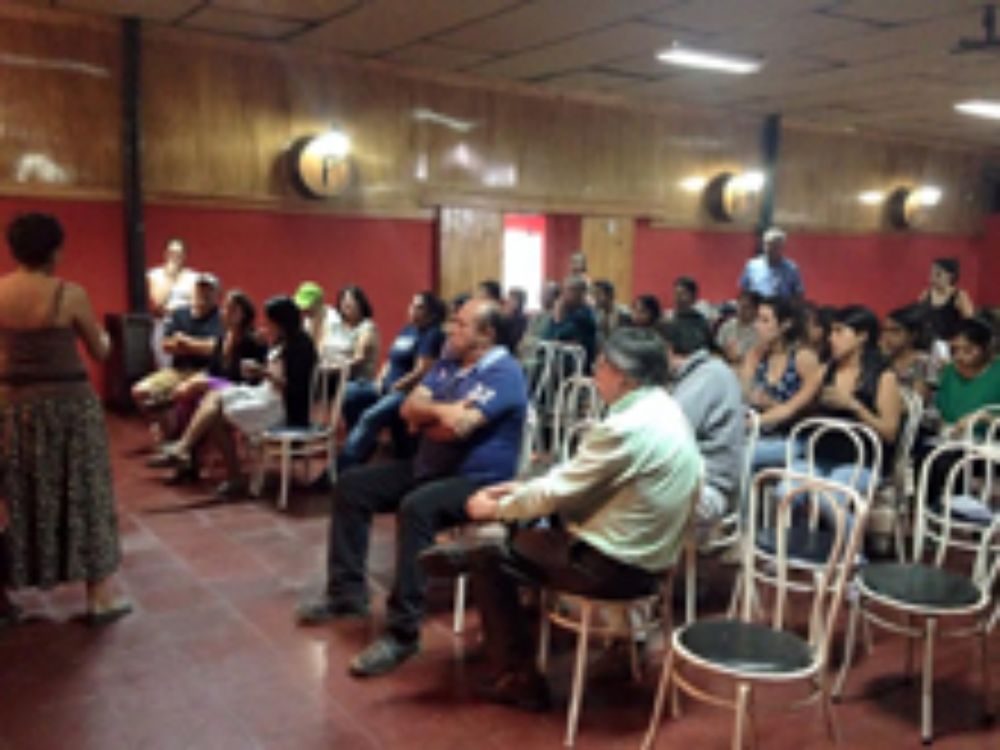 El taller contó con una serie de charlas sobre diversas temáticas como compostaje, agricultura urbana, energía solar, entre otros.