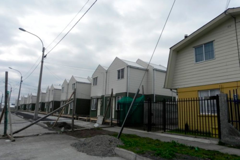 La dirigente Doris González criticó que cada vez que cambia el gobierno las políticas habitacionales se transforman, por lo que demandó la generación de una política de Estado en la materia.