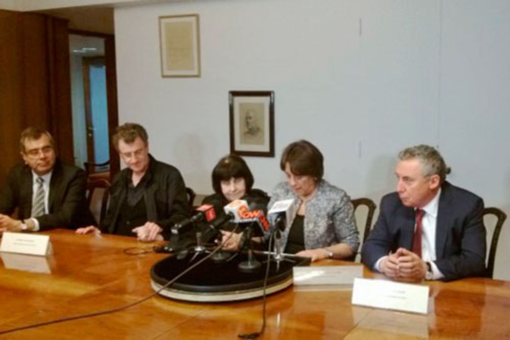 El premio fue anunciado en dependencias del Ministerio de Educación, por la ministra Adriana Delpiano.