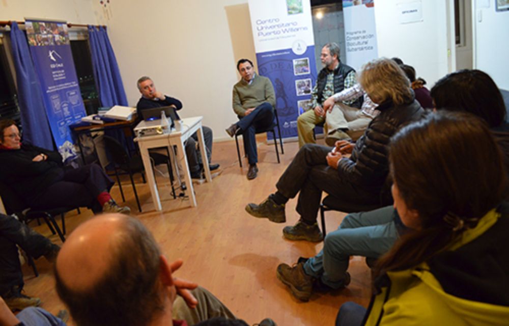 Otra de las actividades realizadas fue un seminario en las dependencias del IEB de la comuna.