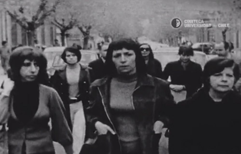 El material se puede consultar en la Cineteca Virtual de la U. de Chile, e irá aumentando paulatinamente.