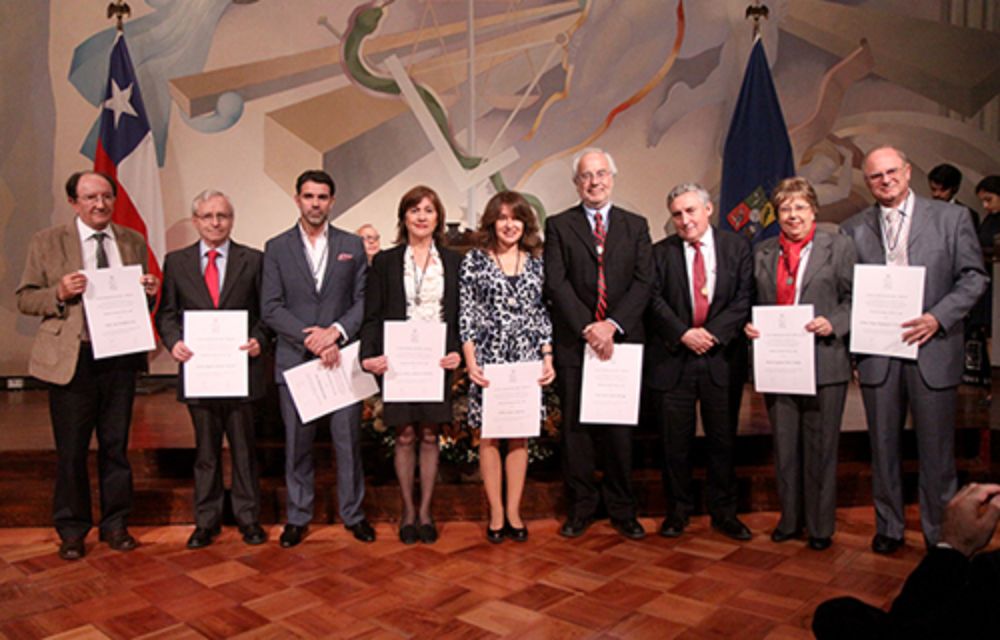 Ocho académicos de la Facultad de Medicina alcanzaron la máxima jerarquía académica. 
