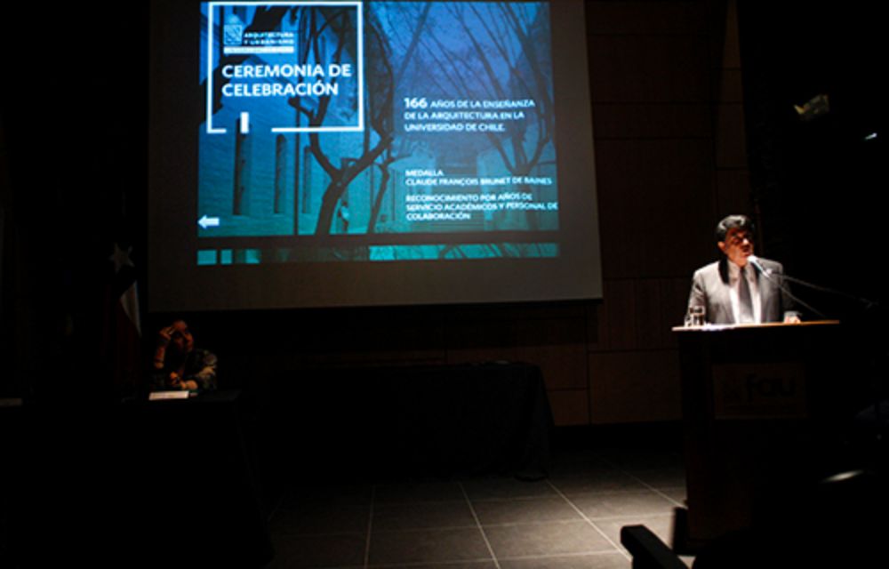 El Rector (s) Sergio Jara, presidió la ceremonia que se realizó este martes 24 de noviembre en FAU.