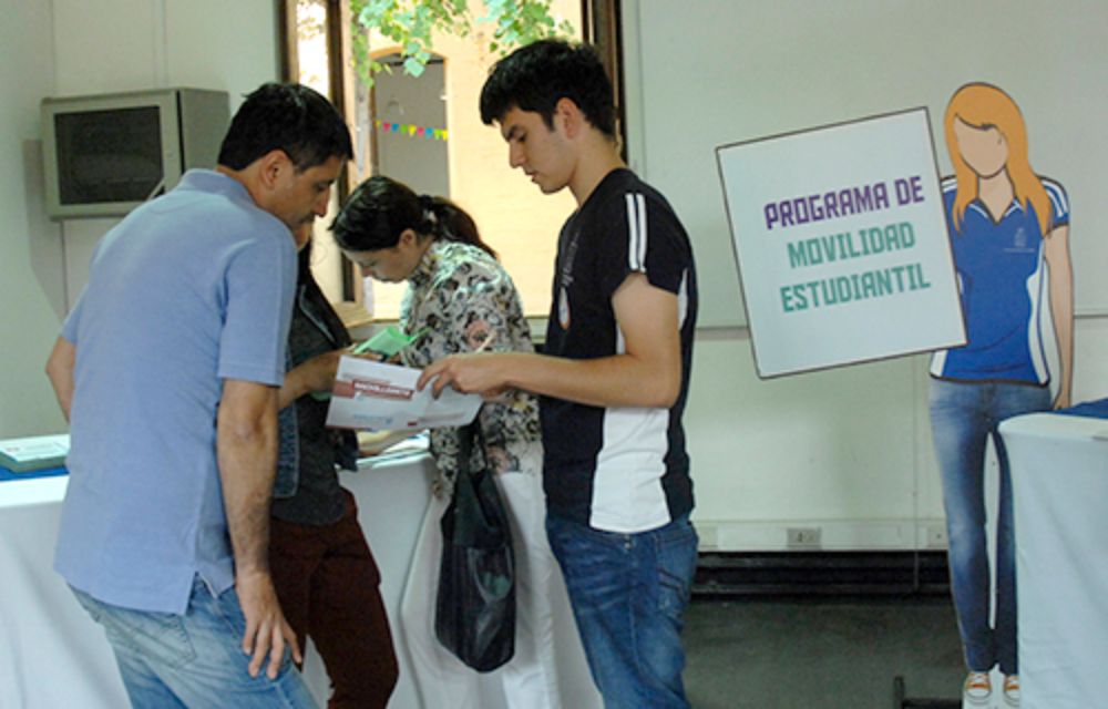 Información y orientación es lo que los futuros estudiantes de la educación superior encontrarán en la Semana del Postulante.