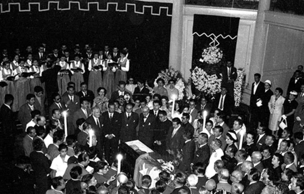 Interior del Salón de Honor de la U. de Chile