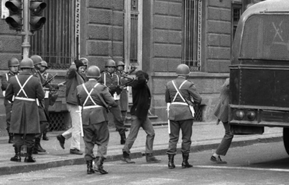 El Golpe Militar generó las condiciones para las violaciones de los Derechos Humanos por parte de ciertos efectivos militares.