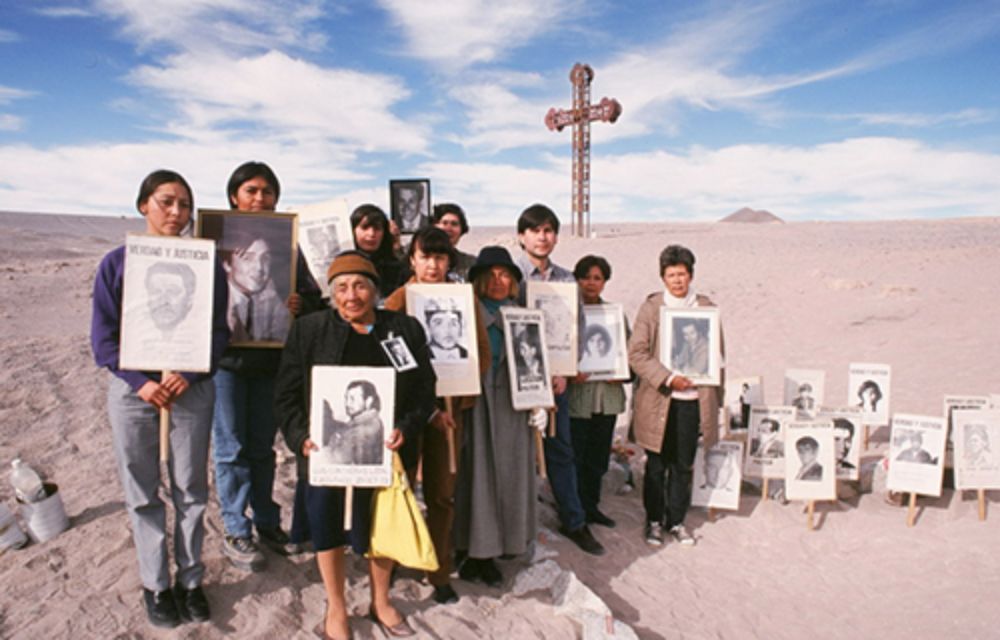 A más de 40 años del Golpe, las familias siguen buscando respuestas, justicia, y saber los detalles de la "Caravana de la Muerte" que les quitó a sus familiares