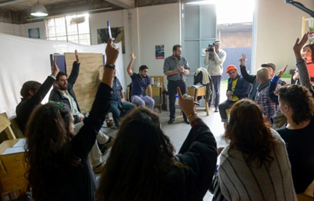 Más de 83 mil personas respondieron la encuesta virtual y se organizaron 15 mil encuentros locales durante la primera etapa del proceso constituyente. 