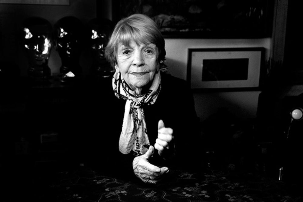 "Mientras pueda, lo haré, estoy convencida de eso. Si tú puedes hacerlo, aunque tengas 120 años, hazlo", explica la actriz respecto a continuar en las tablas hasta hoy.