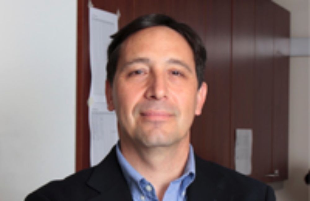 El Director del IMII, Alexis Kalergis. 