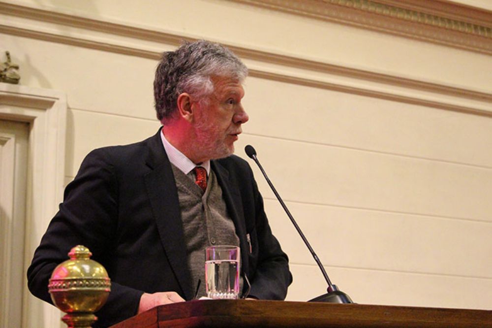 El secretario ejecutivo adjunto de la Comisión Económica para América Latina y el Caribe (CEPAL) Antonio Prado, dictó una conferencia. 