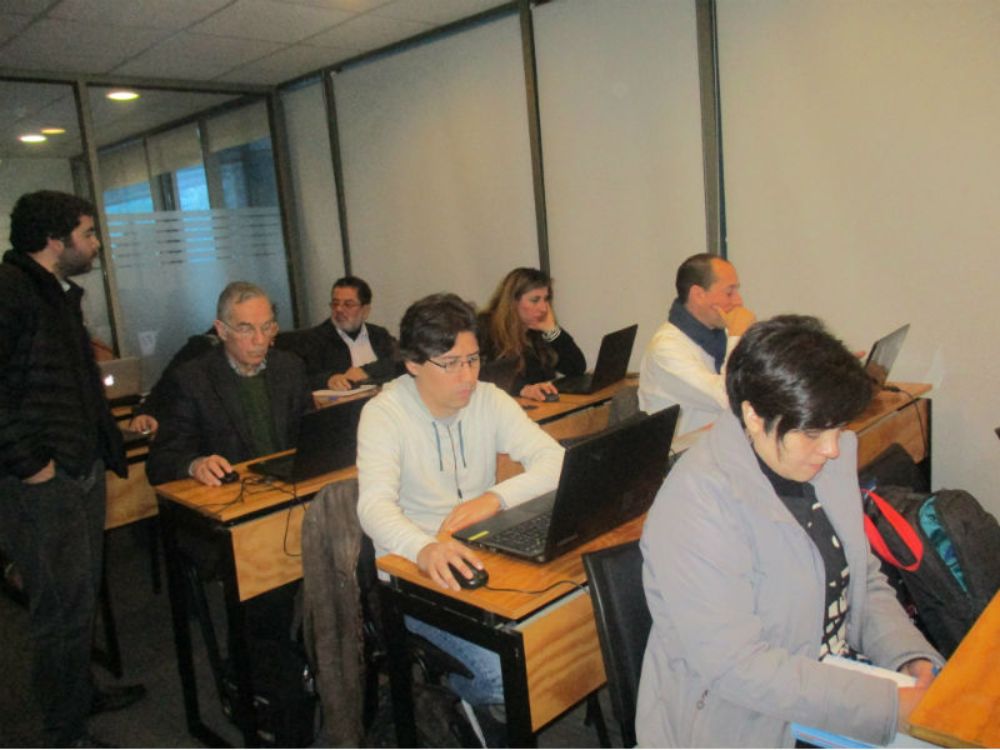 Docentes en el Taller