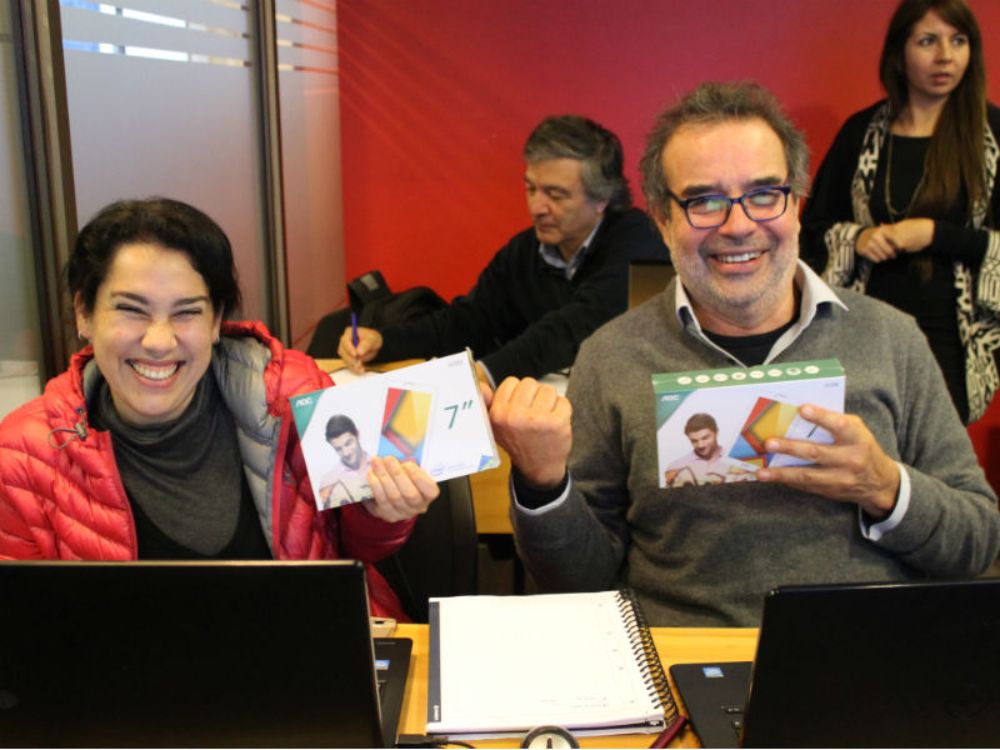 Docentes en el Taller