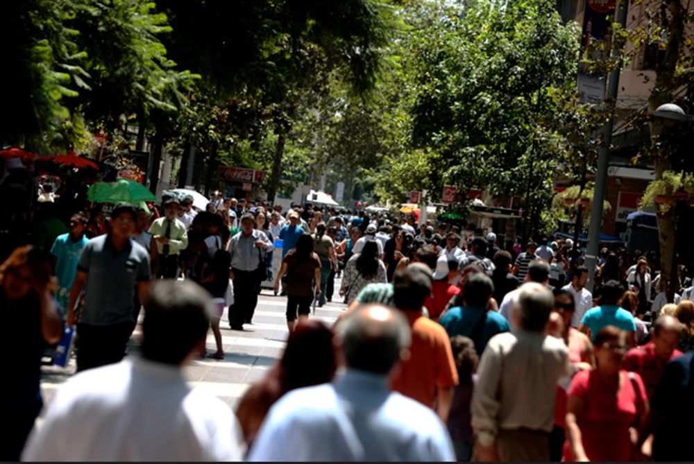Temáticas como la soberanía popular, la relación entre los pueblos indígenas y la consolidación democrática y la participación y el feminismo en el debate constituyente son algunos temas incluidos.