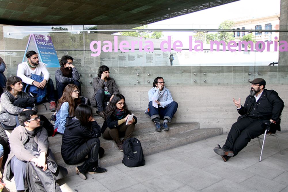 Claudio Nash, Coordinador General de la Cátedra de Derechos Humanos, realizó una invitación a las y los estudiantes a reflexionar en torno a la situación actual de derechos humanos en Chile.