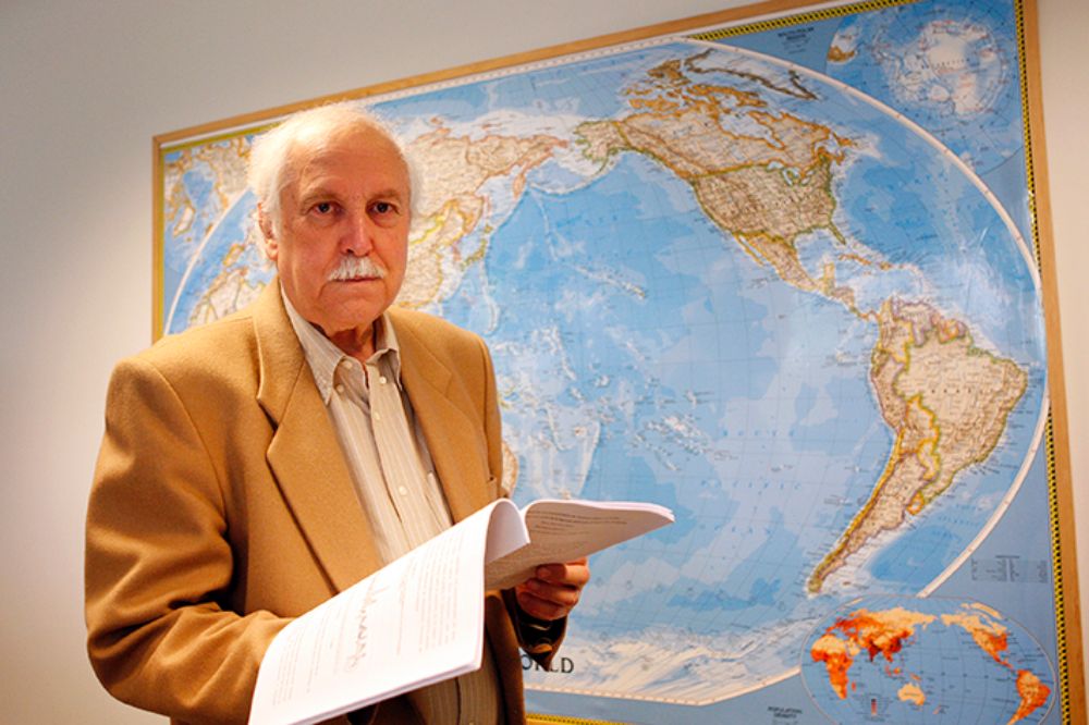 Luis Maira evalúa el proceso de paz en Colombia y desarrolla el por qué del "no" en el plebiscito celebrado hace más de un mes en el país americano.