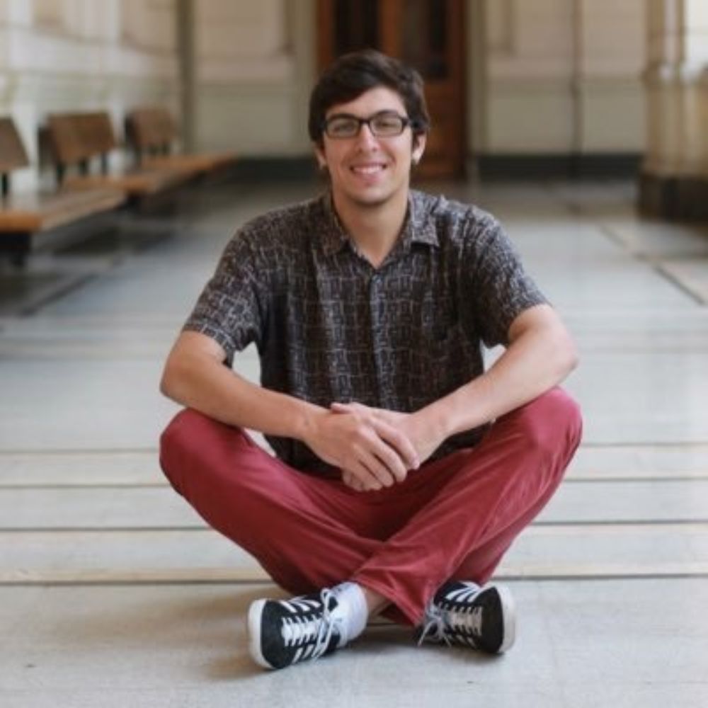 El presidente de la FECh, Daniel Andrade, manifestó que el gobierno universitario debe contar con la participación de los tres estamentos de la comunidad universitaria.