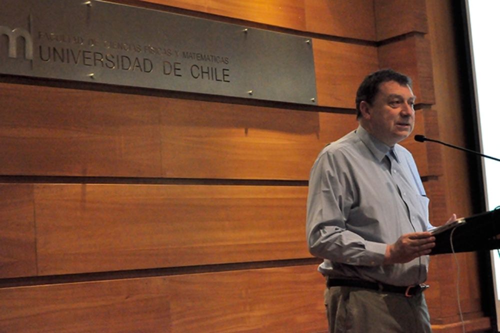 El Vicepresidente del Senado, Juan Carlos Letelier, respaldó los dichos del Rector Ennio Vivaldi, quien ha sido cuestionado por parte del G9, que agrupa a las Ues privadas del CRUCh.