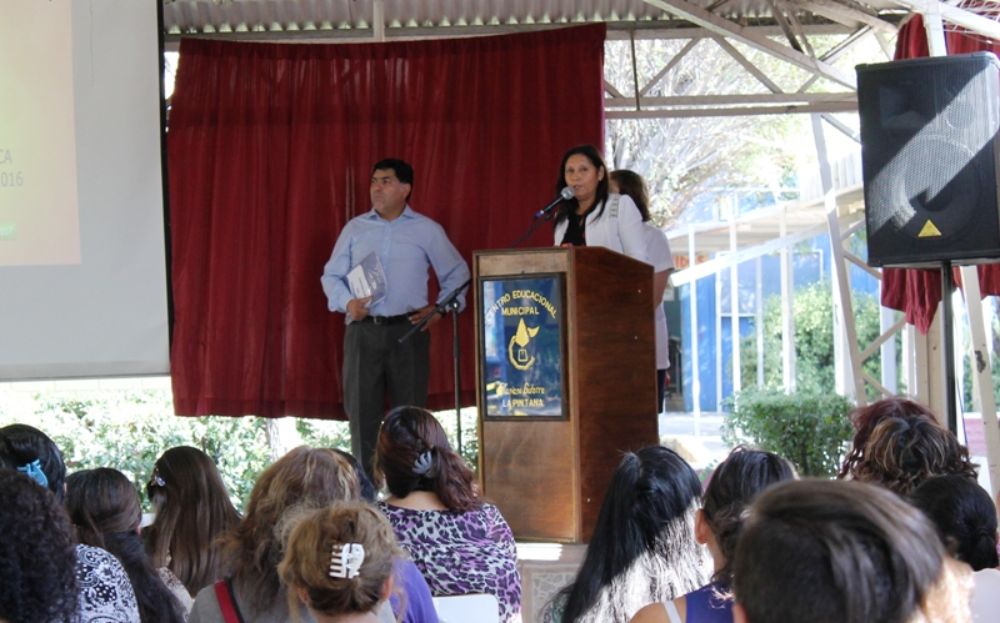 Ruth Mendoza, directora Liceo Mariano Latorre