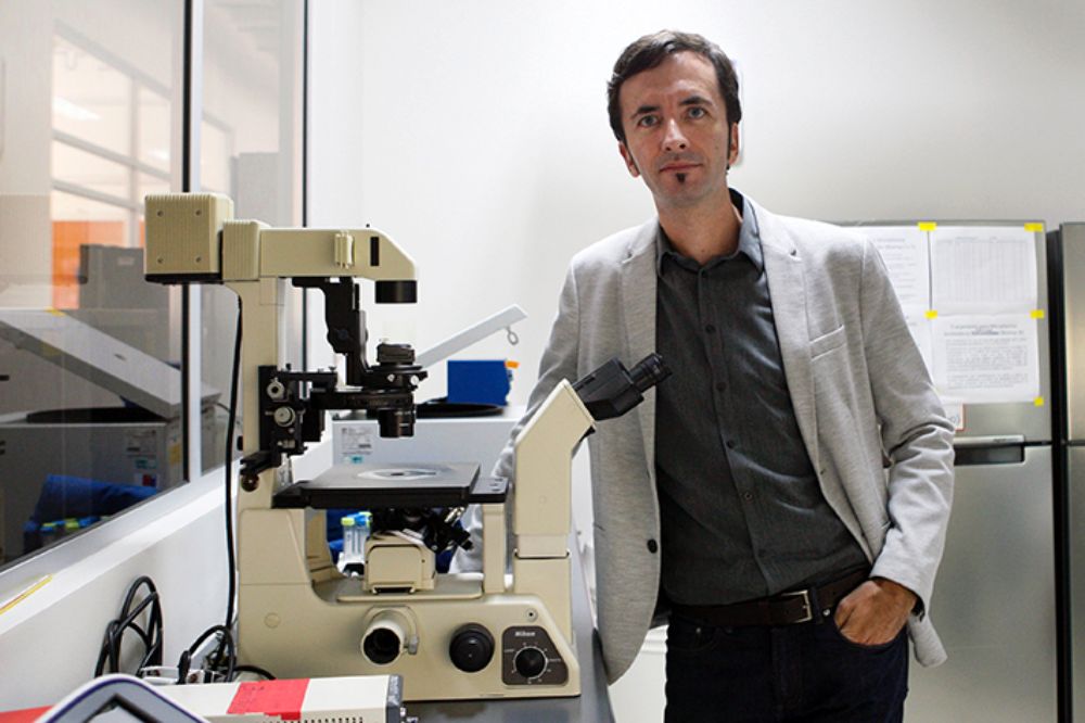 Claudio Hetz, director alterno del BNI de la Facultad de Medicina e integrante del Centro Fondap de Gerociencia, Salud Mental y Metabolismo (GERO) de nuestro plantel. 