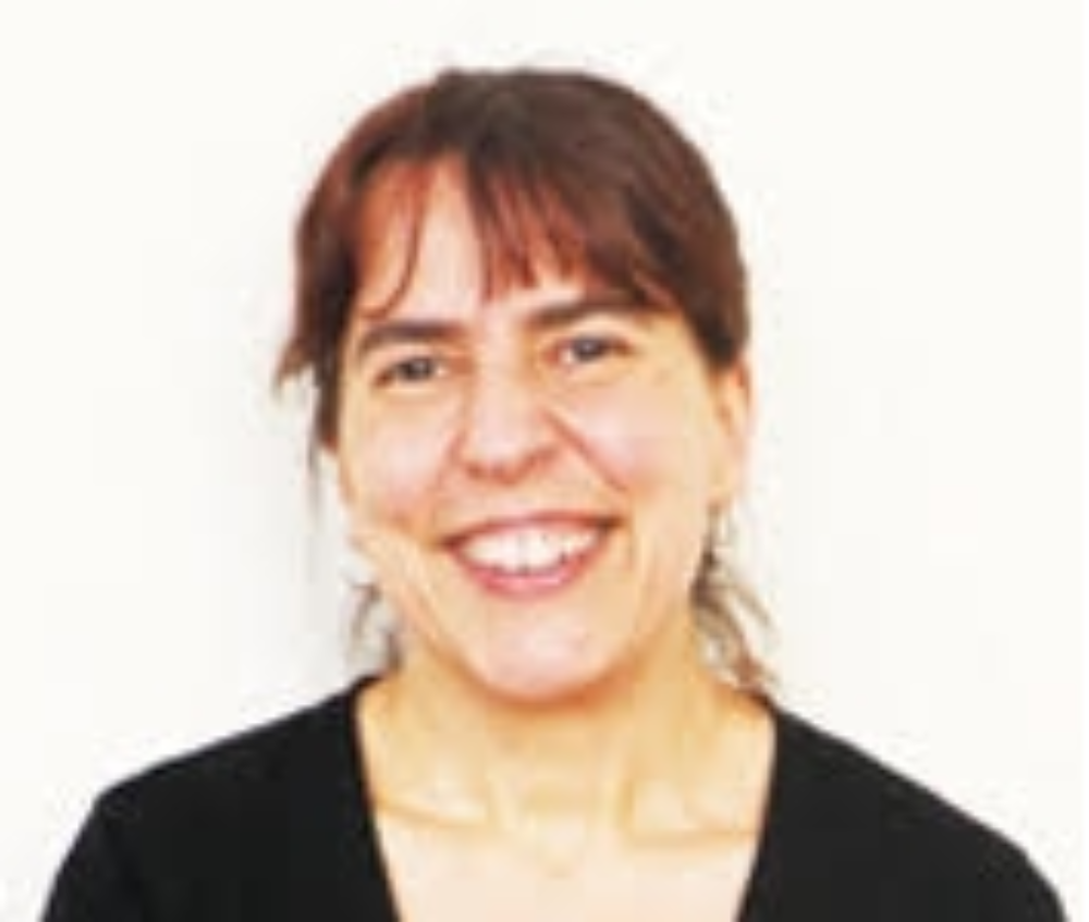 La Senadora López declaró que las Ues deben relacionarse estrechamente con su entorno inmediato, sin que esto implique la violación de la autonomía de dichas instituciones.