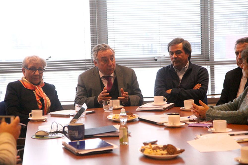  El Rector Vivaldi acompañó la visita del Comité Operativo de Acreditación Institucional (COAI) a la Facultad de Odontología.