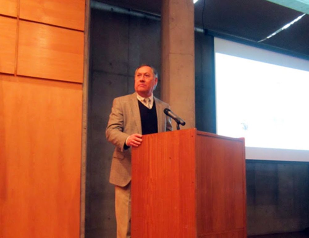 "Esta iniciativa es el mejor ejemplo que grafica plenamente cómo la ciencia es capaz de mejorar la calidad de vida de las personas", destacó el decano Cifuentes.