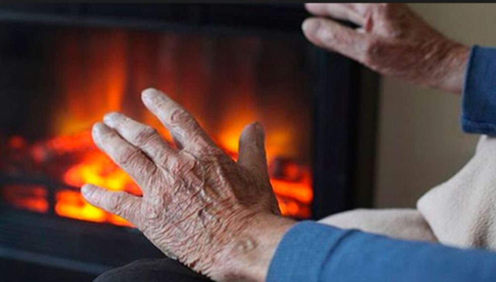 "¿Qué sabemos de ella? Los instrumentos actuales que definen pobreza no dan cuenta de este aspecto, a pesar de sus enormes consecuencias para la salud y la calidad de vida de la población".
