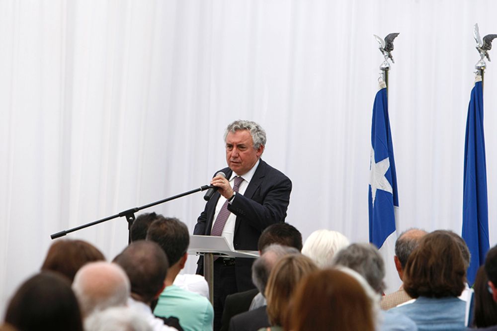 "Cada una de estas personas representa lo mejor que Chile tuvo para ofrecer", señaló el Rector de la U. de Chile, Ennio Vivaldi.