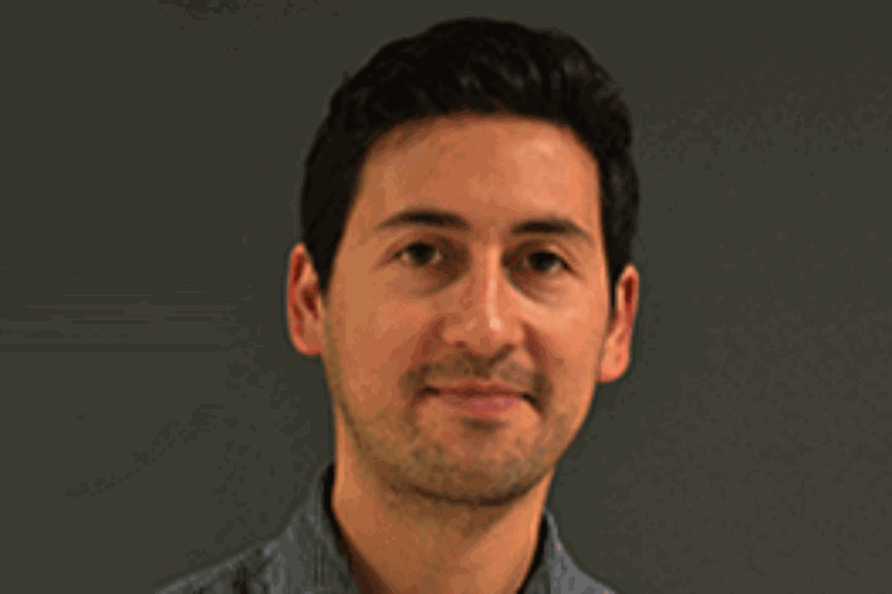 Sebastián Oliva del Centro de Investigación en Energía Solar de la FCFM, desarrollará un modelo matemático para que la ciudadanía pueda optar a una generación distribuida más eficiente en el país. 