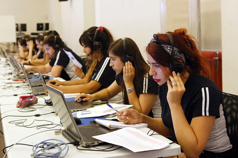 Paralelamente a la plataforma digital de matrícula, la Casa Central de la U. de Chile estará abierta para la realización de diversos trámites asociados a la matrícula.